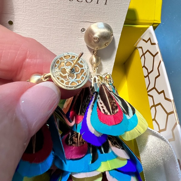 NWT Kendra Scott Lenni Feather Statement Earrings EXTREMELY RARE So Perfect! - Picture 9 of 10